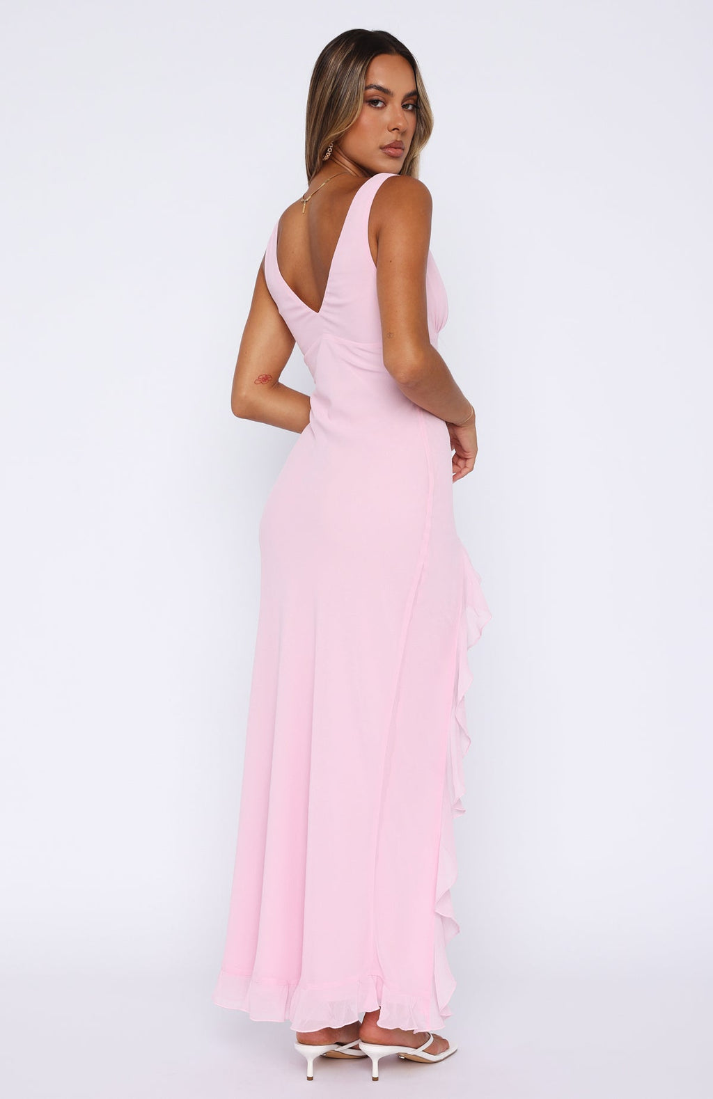 Women's Fitted Maxi Dress with Sleeveless V Neck Design