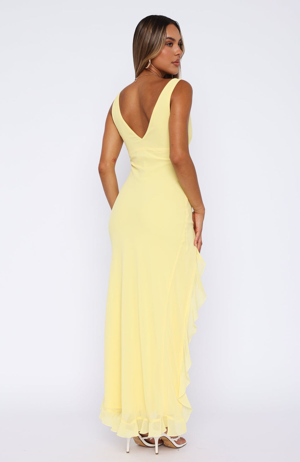 Women's Fitted Maxi Dress with Sleeveless V Neck Design