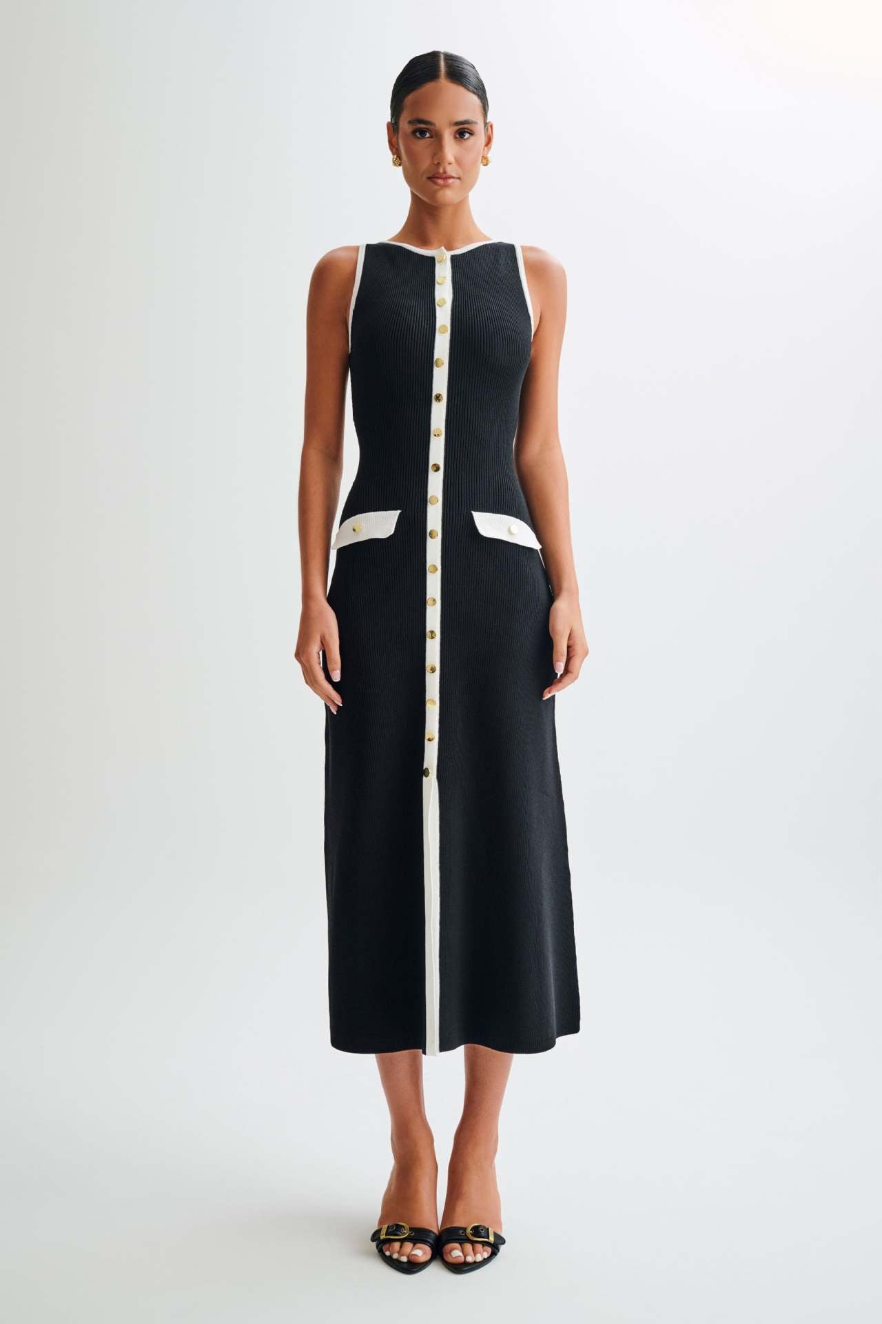 Women's Crew Neck Button Front Midi Dress with Patch Pockets
