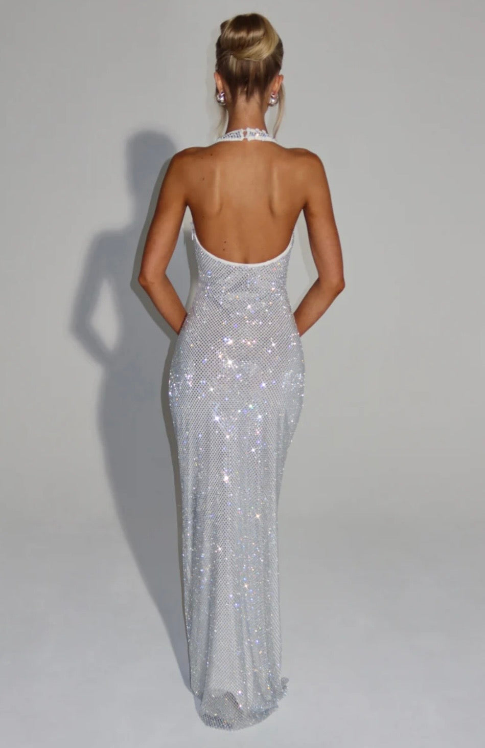 Women's Fitted Maxi Dress with Halter Neck and Open Back