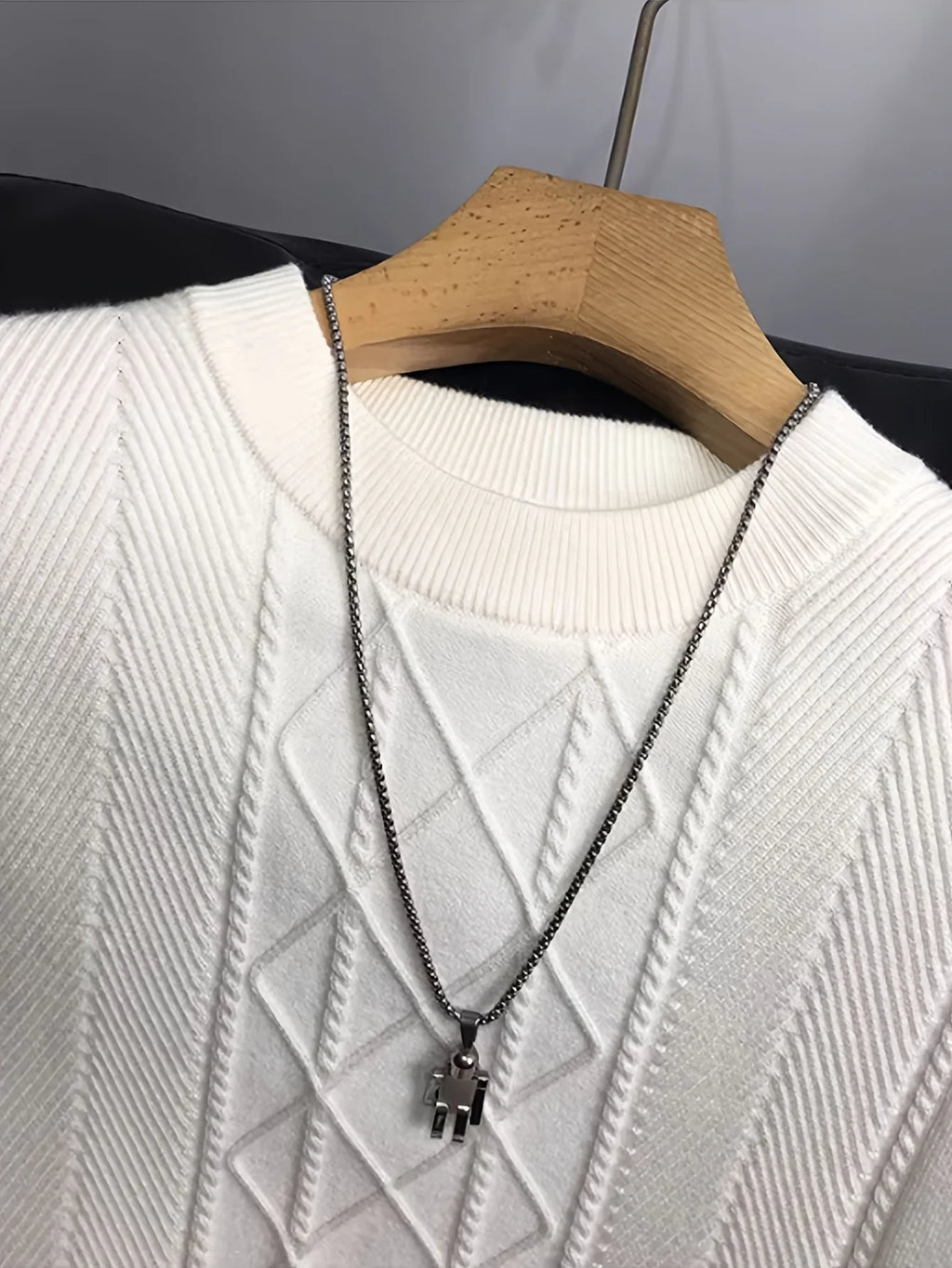 Men's Short Sleeve Cable Detail Top