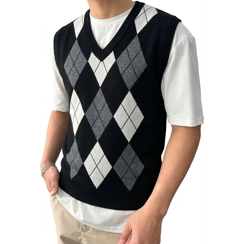 Men's Argyle Knit Gilet with V Neck Diamond Pattern