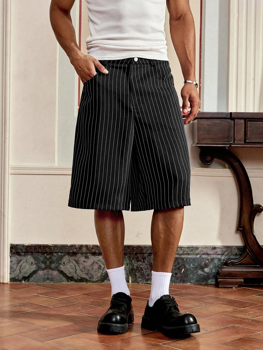 Men's Pinstripe Wide Leg Bermuda Shorts