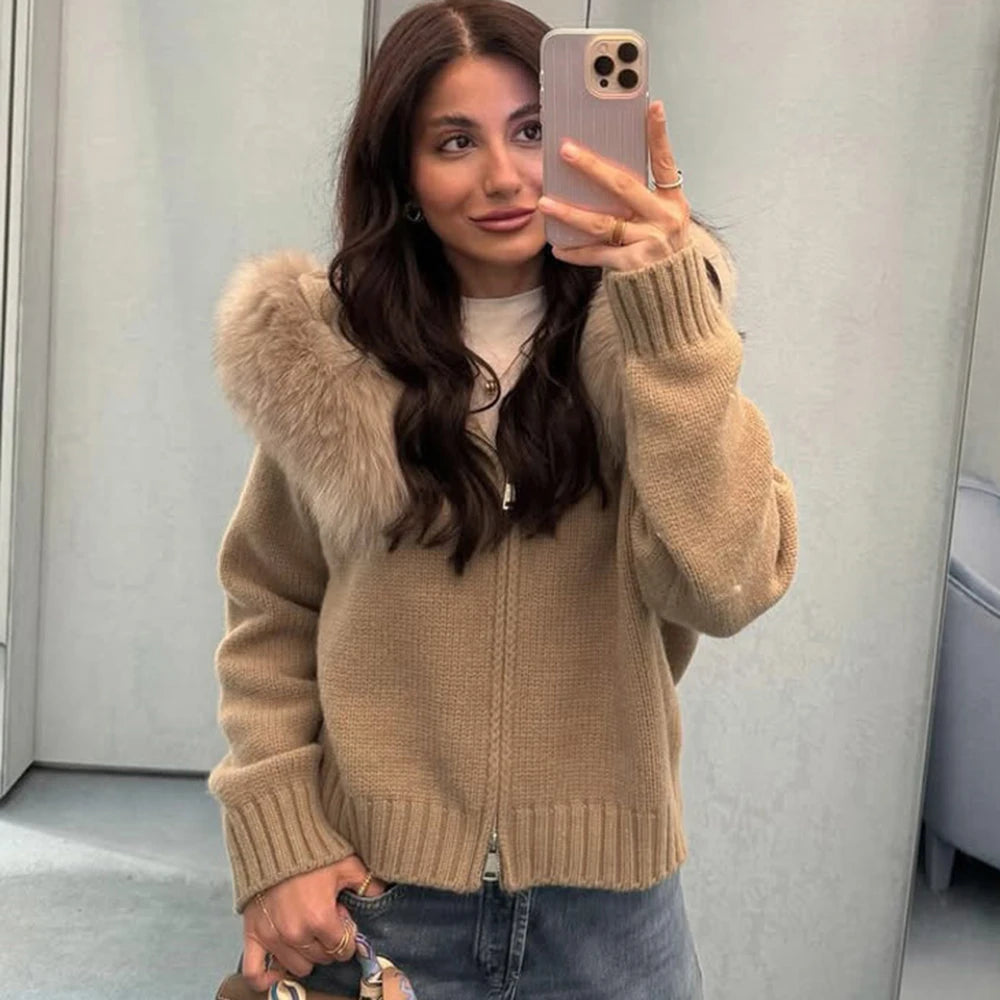 Women's Knitted Jumper with Fur Collar – Long Sleeve Zip Front Sweater
