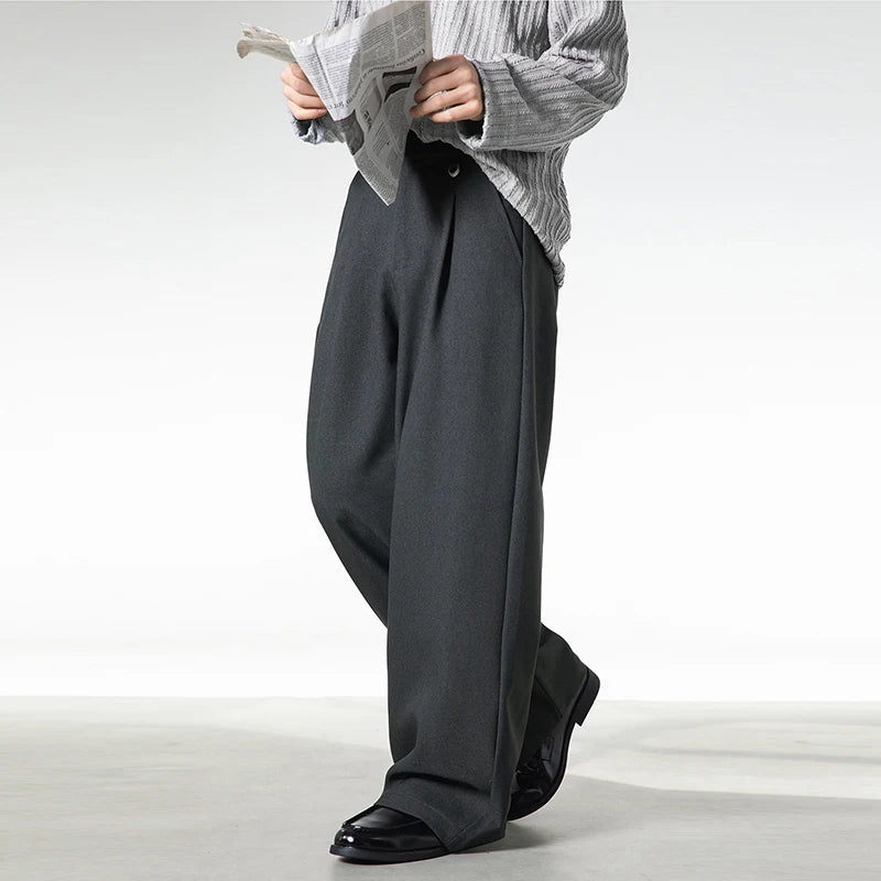 Men's Relaxed Fit Pleated Pants