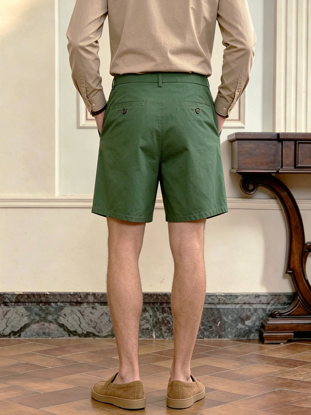 Men's Pleated Knee Length Shorts With Button Zip Closure