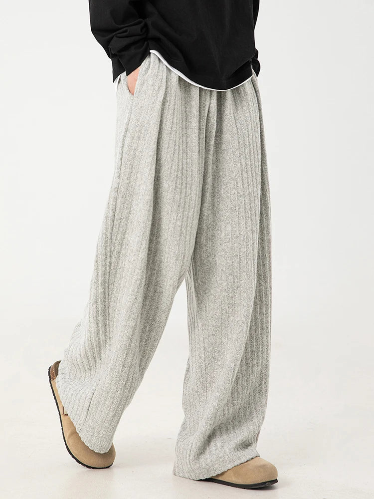 Men’s Relaxed Fit Pull On Pants