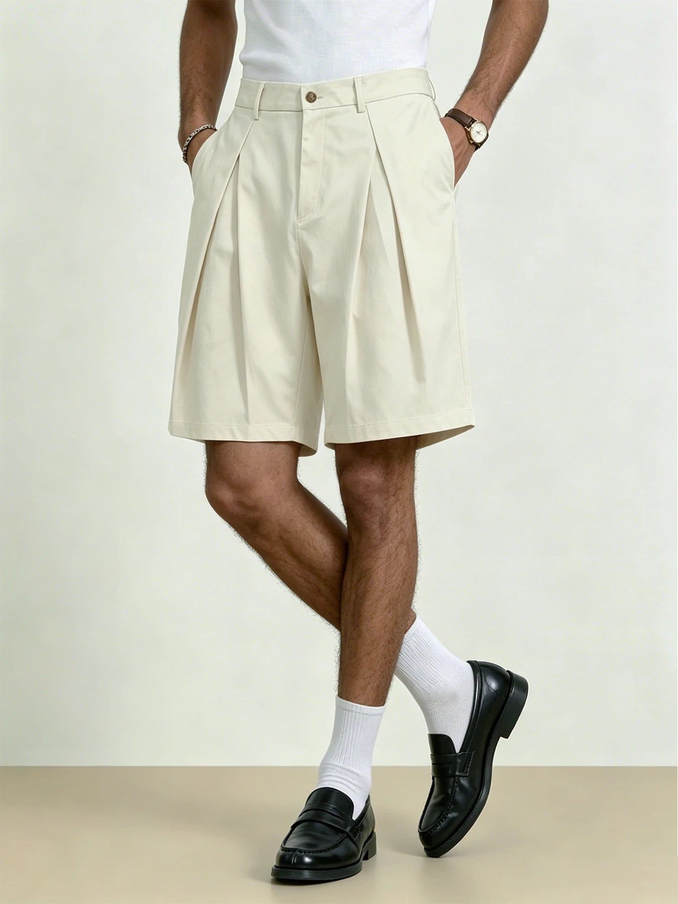 Men's Wide Leg Pleated Bermuda Shorts