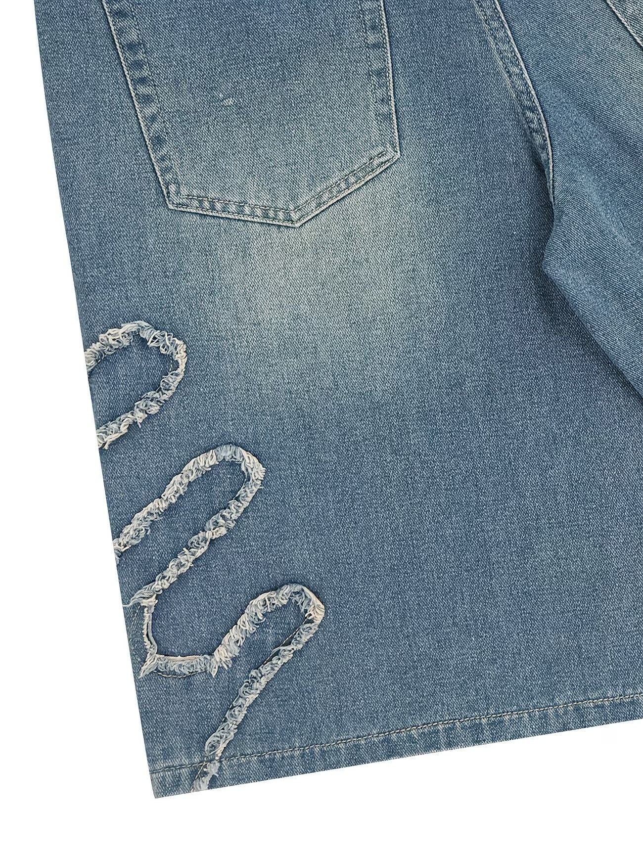 Men’s Straight-Cut Shorts with Wavy Side Patches
